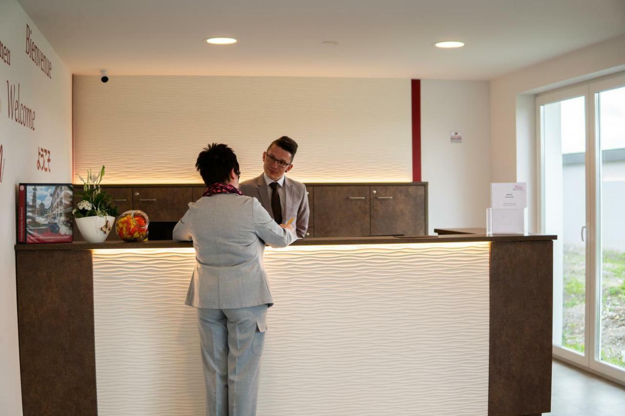 Pension Haas-Hotel Am Turm 로뜨바일 외부 사진